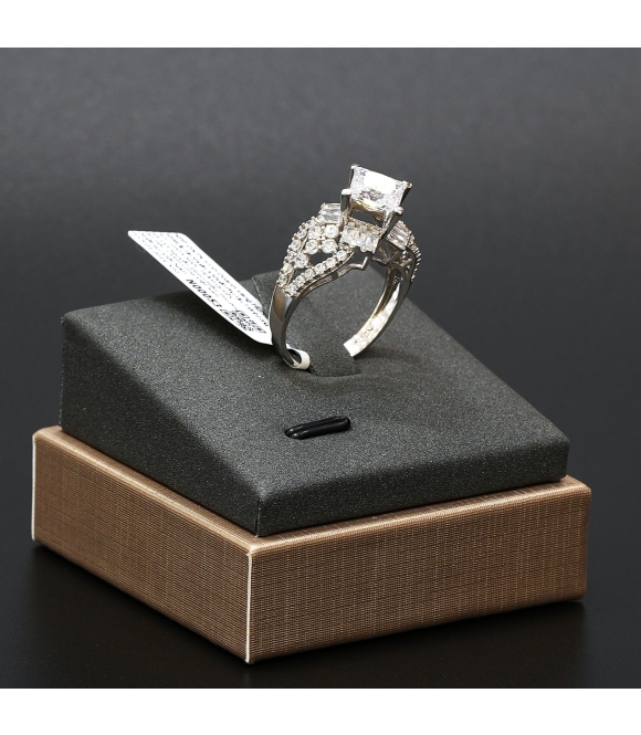 Nhẫn Vàng Trắng 610 NVT7